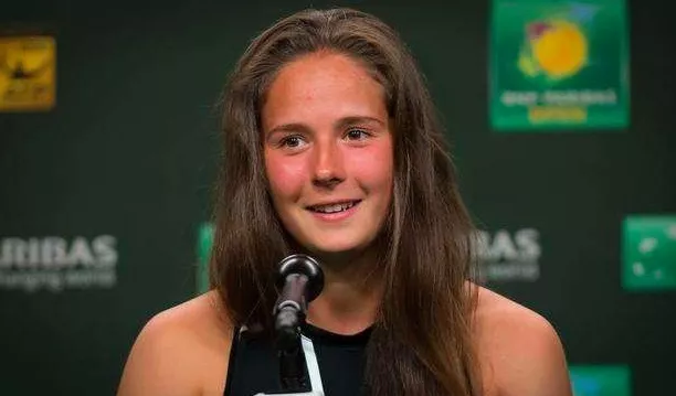 被传进行手 被传进行手